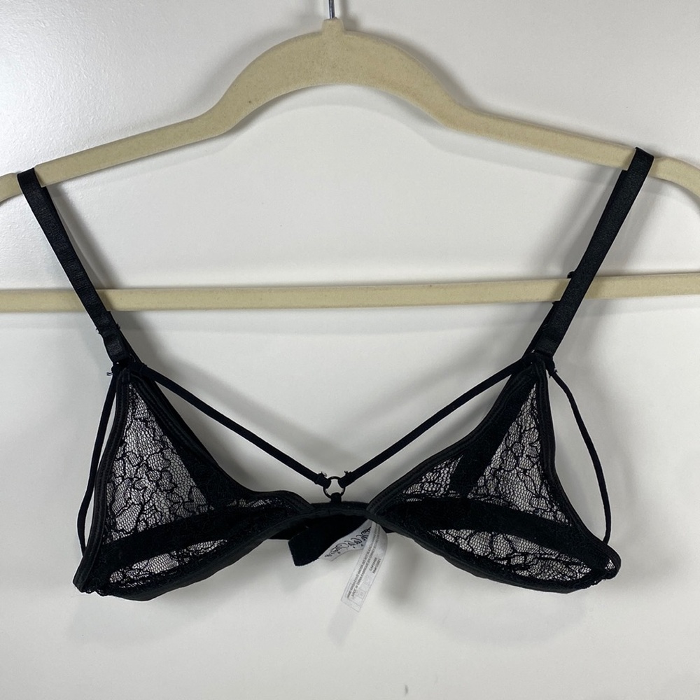 Oh la la Cheri Paris sexy lace‎ bralette